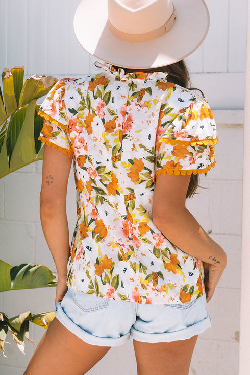 Romantic Scalloped V Neck Ruffled Sleeve Floral Blouse