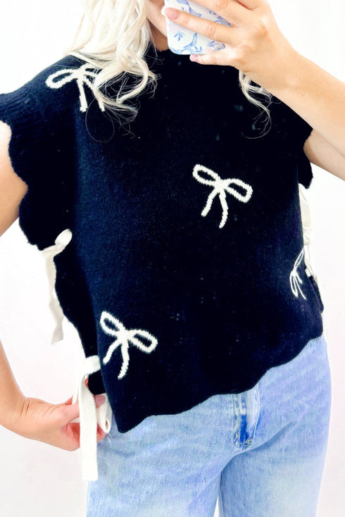 Scalloped Bow Motif Side Tie Knit Sweater Vest