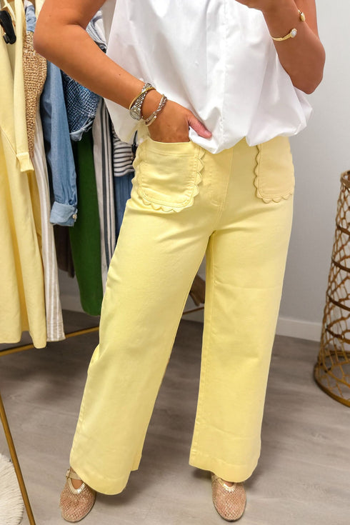 Scalloped Patch Pocket Wide Leg Shift Jeans