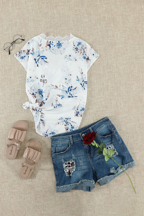 Scalloped Trim V Neck Short Sleeve Floral Pattern Top