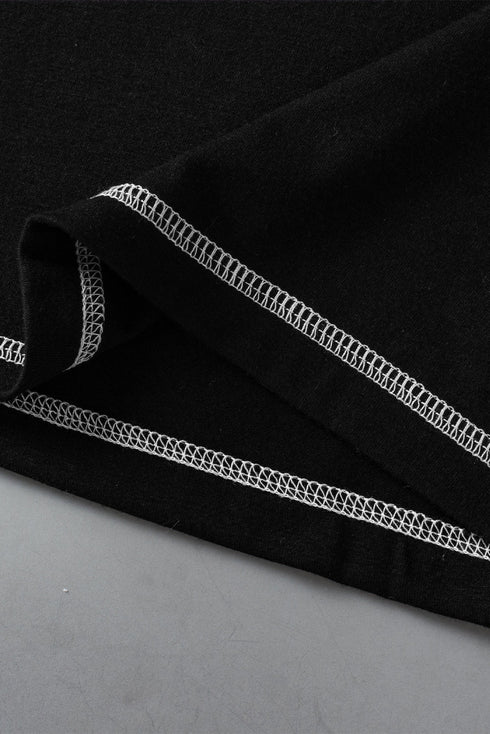 Sleeveless Contrast Stitch Crew Neck Curved Hem Tank Top