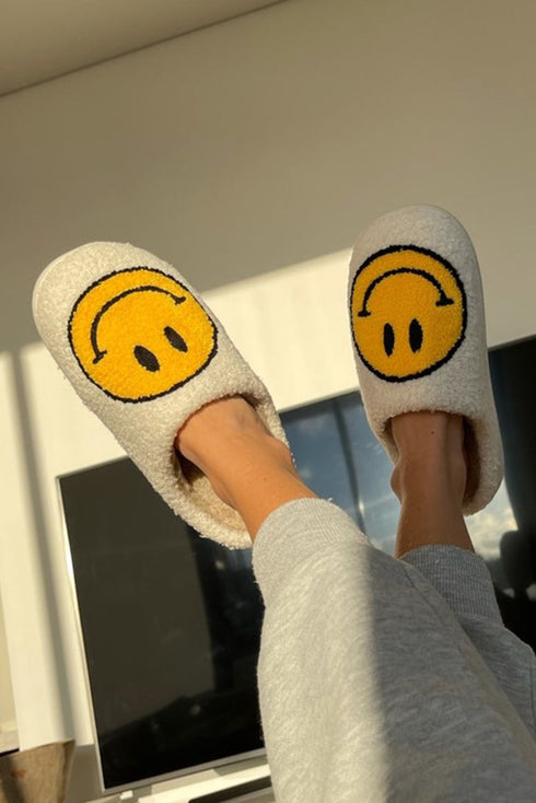 Smile Face Print Non Slip Fuzzy Fleece Slippers