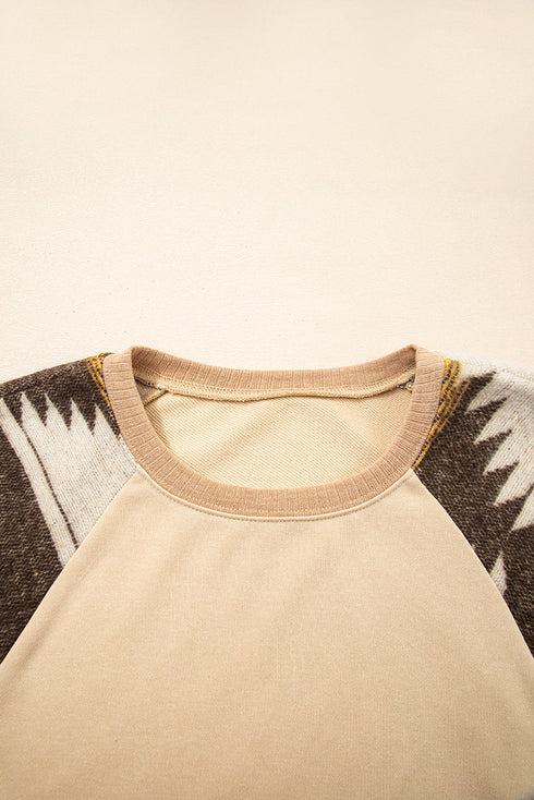 Soft Knit Raglan Sleeve Geometric Print Pullover Sweatshirt