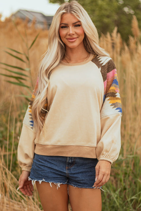 Soft Knit Raglan Sleeve Geometric Print Pullover Sweatshirt