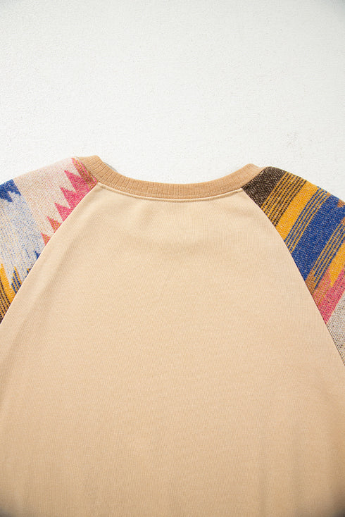 Soft Knit Raglan Sleeve Geometric Print Pullover Sweatshirt