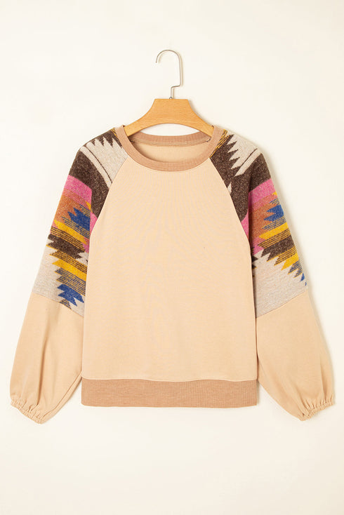 Soft Knit Raglan Sleeve Geometric Print Pullover Sweatshirt