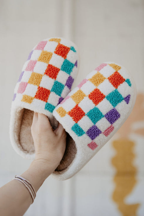 Soft Plush Checkered Round Toe House Slippers