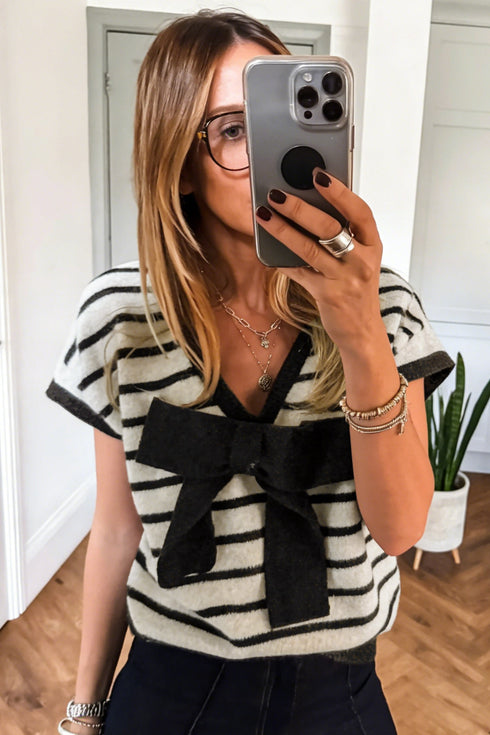 Stripe Print Bow Applique Knit Short Sleeve Sweater