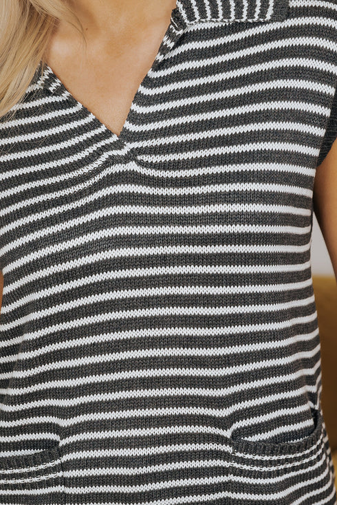 Striped Collared V Neck Sleeveless Knit Sweater