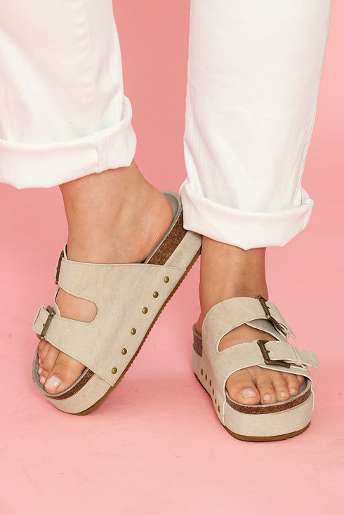 Suede Texture Wide Strap Buckle Decor Slide Slippers