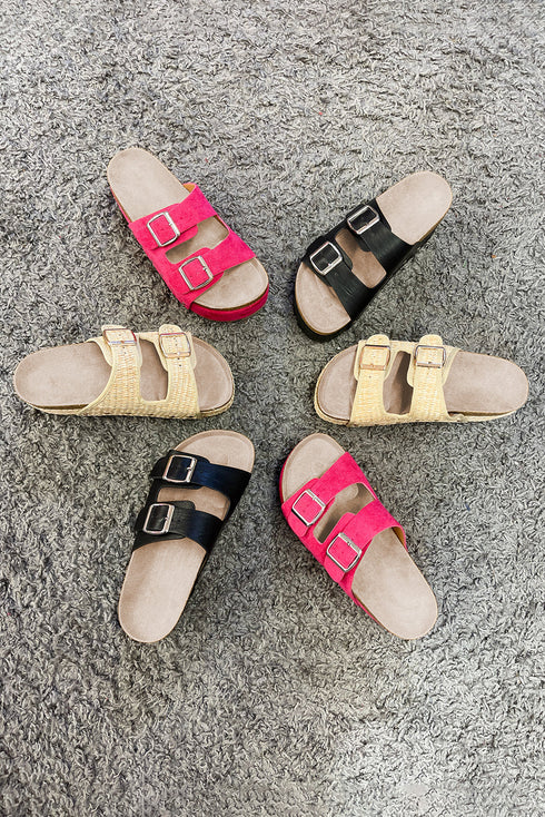 Suede Texture Wide Strap Buckle Decor Slide Slippers