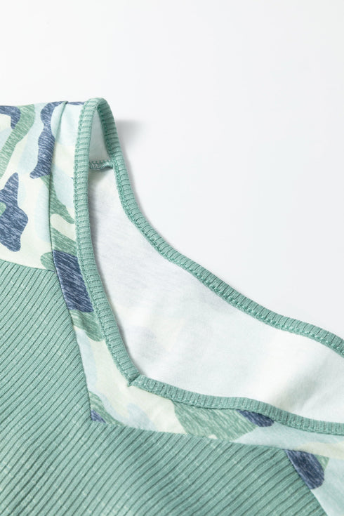 Textured Ribbed Camouflage Patchwork V Neck Tee