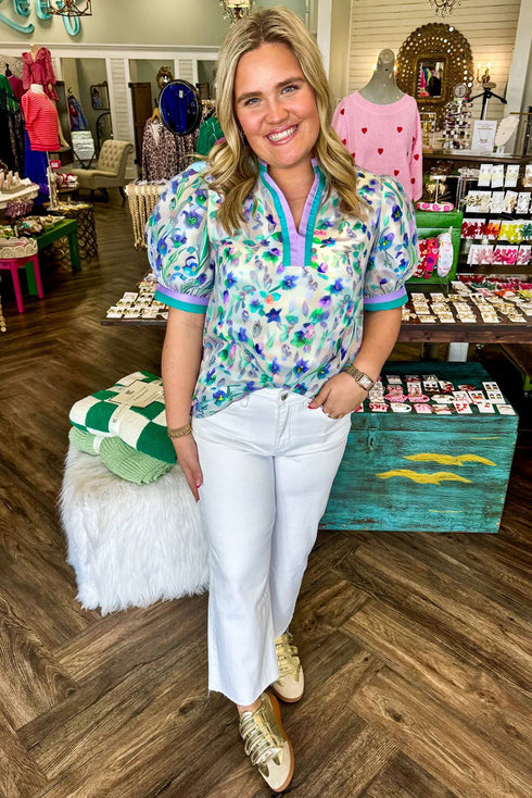 Vibrant Floral Print Puff Sleeve Plus Size Blouse With Trim Detail