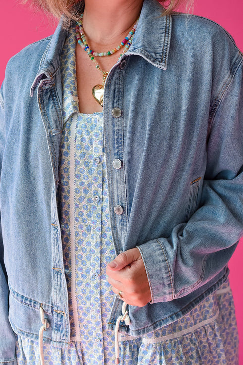 Washed Denim Adjustable Draw Cord Hem Casual Jacket