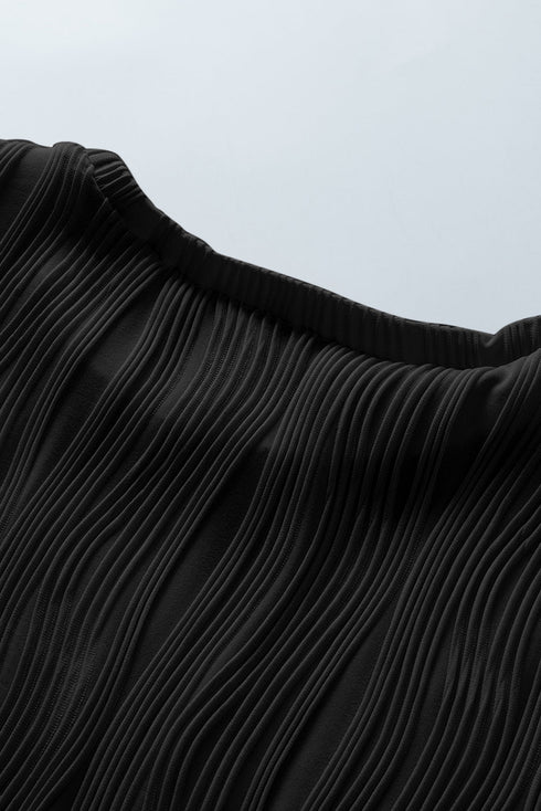 Wavy Textured Solid Minimalist Stretch Tee