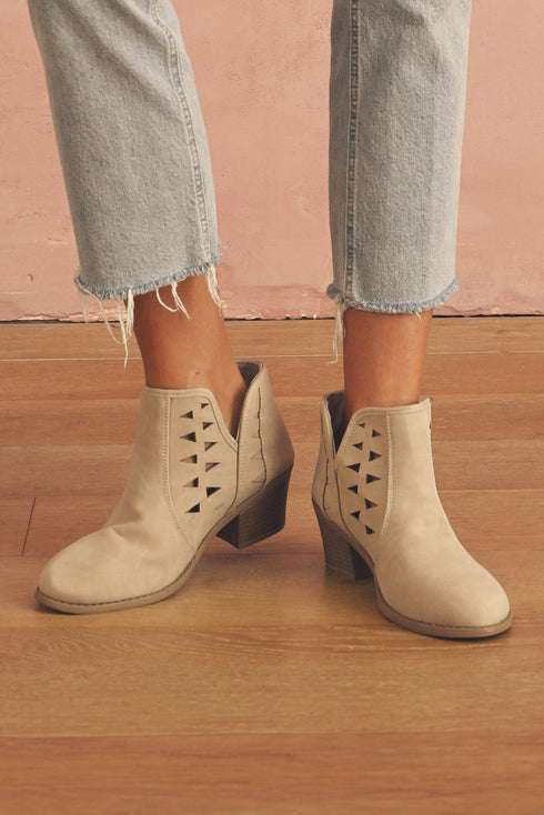 Western Faux Suede Pointed Toe Cut Out Ankle Boots